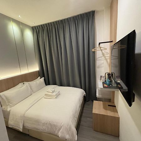 Red'S Hotel Bintulu Zewnętrze zdjęcie