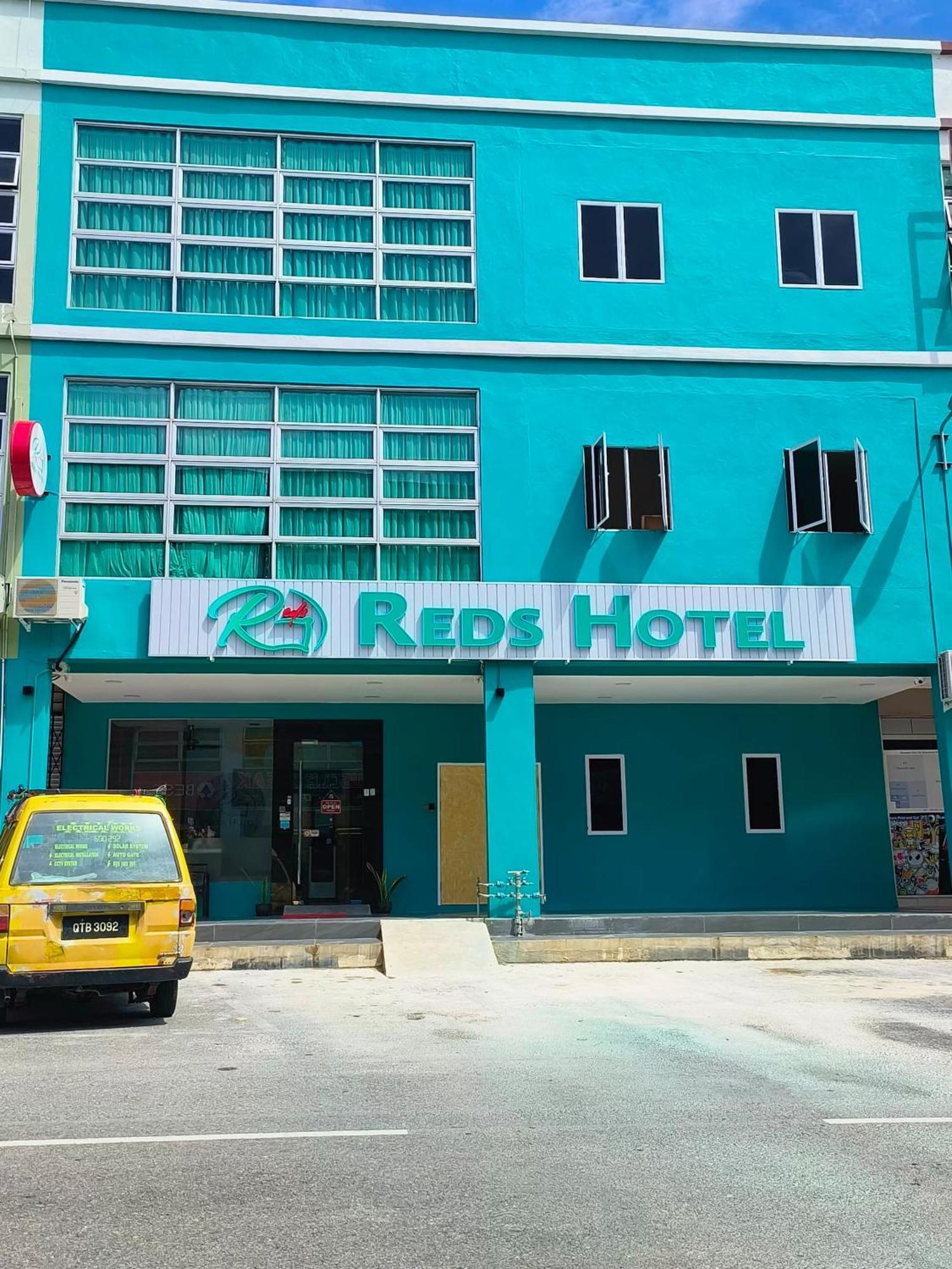 Red'S Hotel Bintulu Zewnętrze zdjęcie