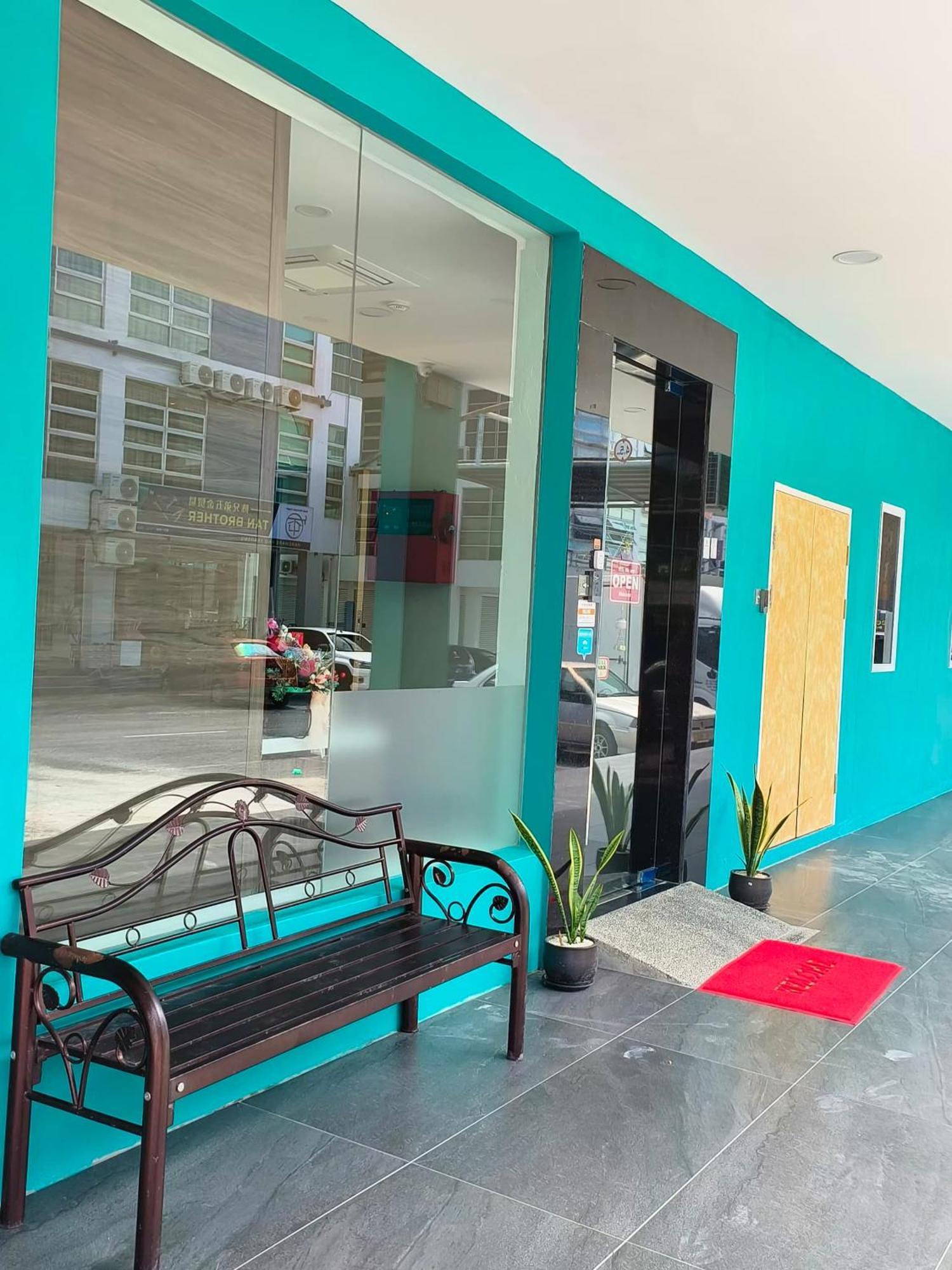 Red'S Hotel Bintulu Zewnętrze zdjęcie